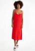 TOMMY JEANS Midi jurk TJW ESSENTIAL CAMI MIDI DRESS Met aanrimpeling bij de hals online kopen